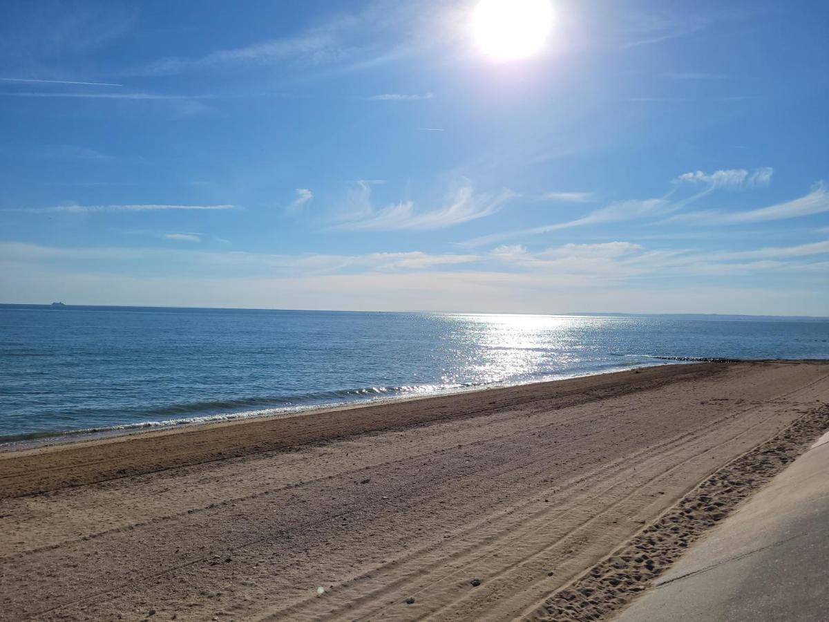 Logement A 50 M De La Mer ! Apartman Hermanville-sur-Mer Kültér fotó